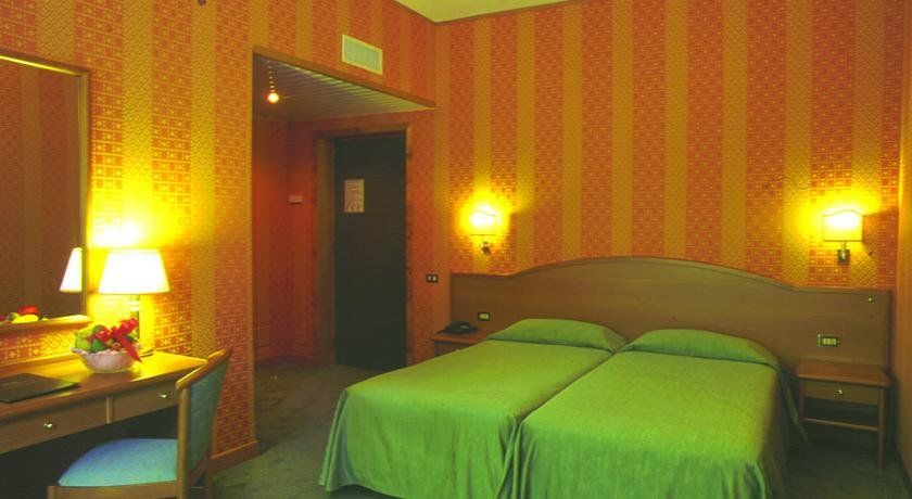 Park Hotel Dei Massimi โรม ภายนอก รูปภาพ