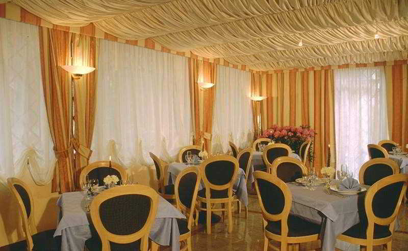 Park Hotel Dei Massimi โรม ร้านอาหาร รูปภาพ